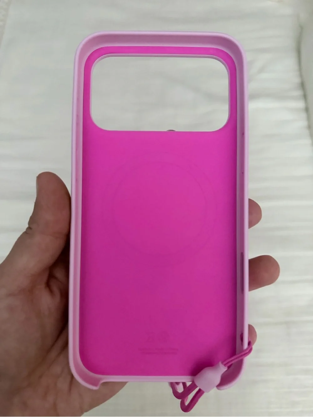 iPhone 17 Pro Max Pink Kickstand Case with Lanyard Good condition, used it twice